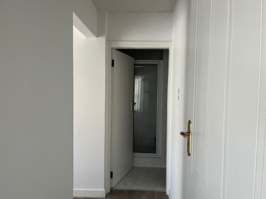 To Let 2 Bedroom Property for Rent in Humewood Eastern Cape